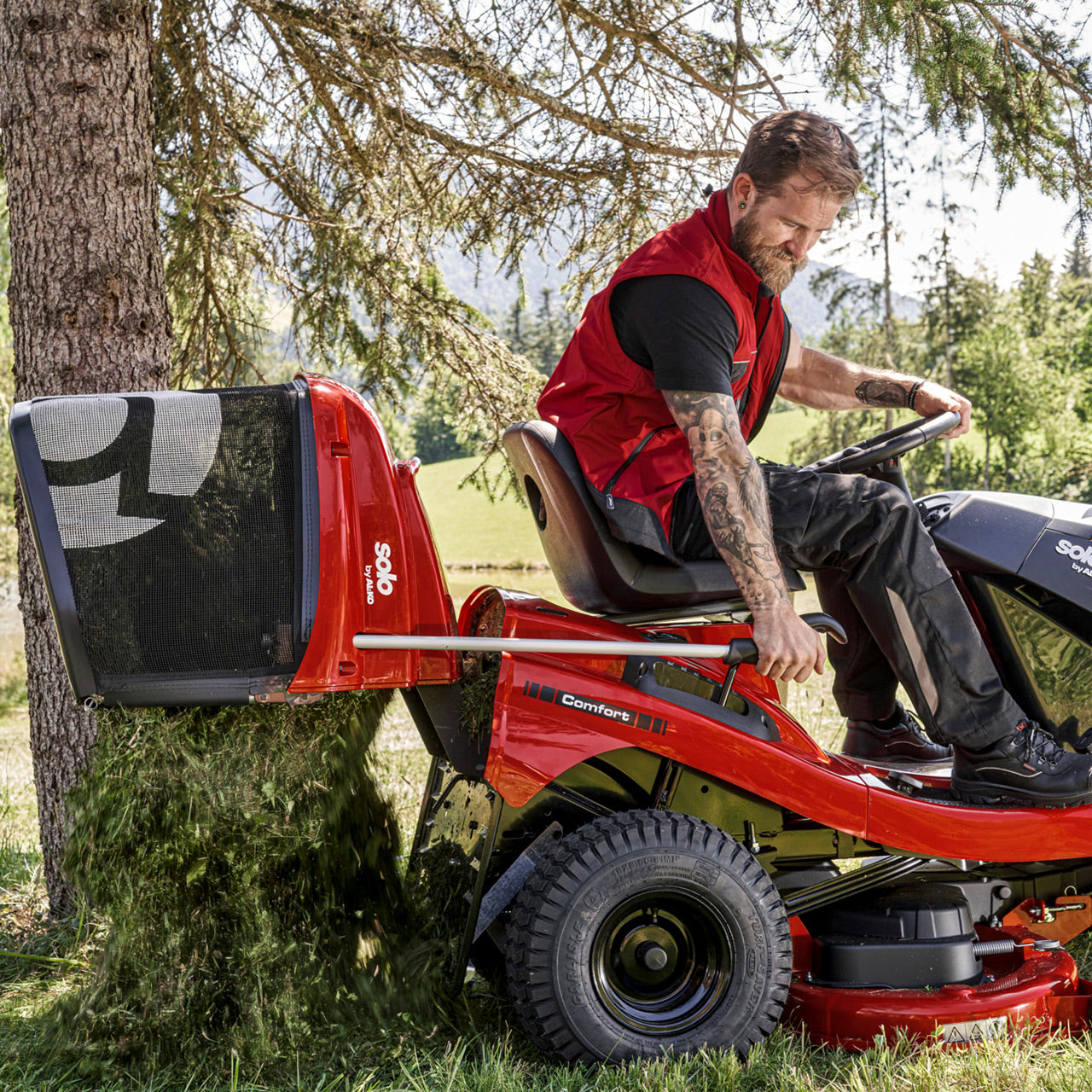 solo by AL-KO T15-93.3 HD-A Petrol Lawn Tractor
