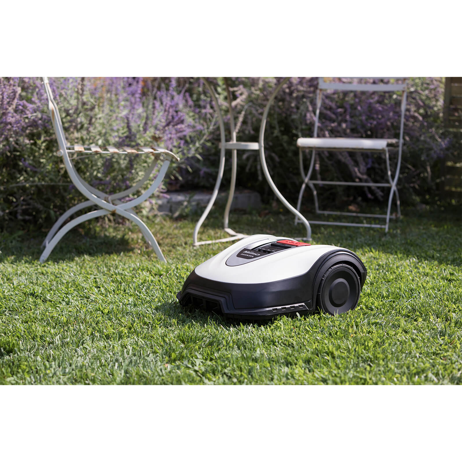 Honda Miimo 70 Live Robotic Lawn Mower with Wire and Pegs