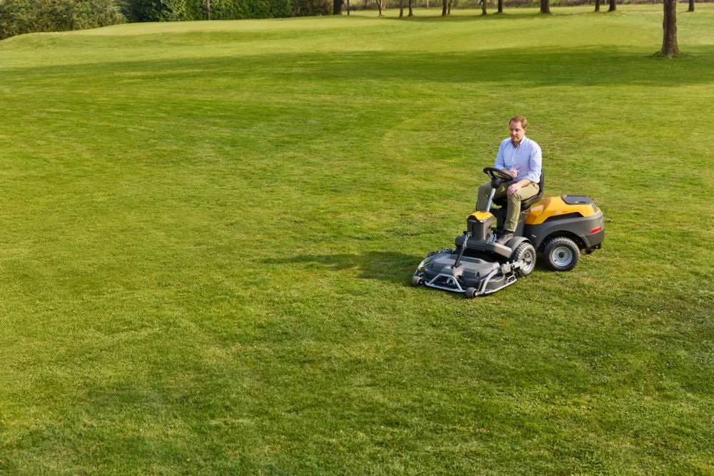 STIGA Park 500 WX Petrol Front Mower