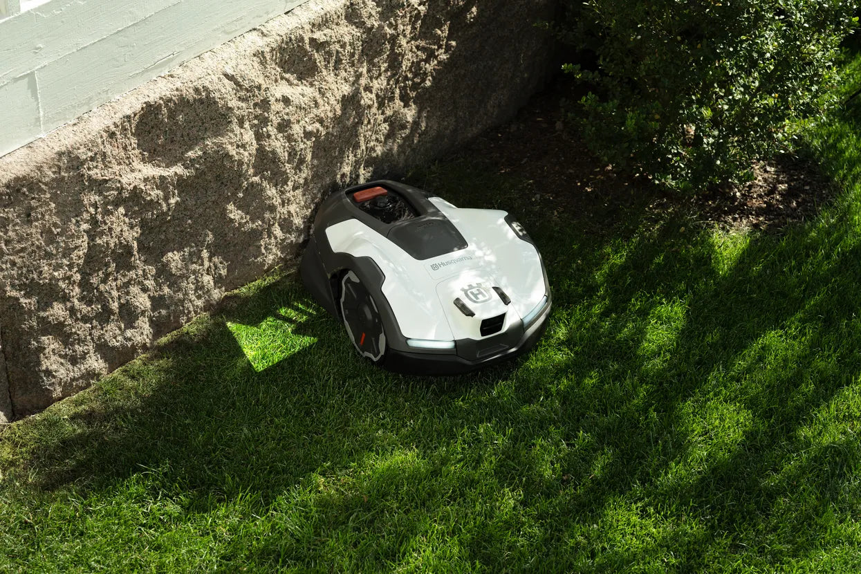 Husqvarna Automower 410VE NERA Robotic Lawn Mower