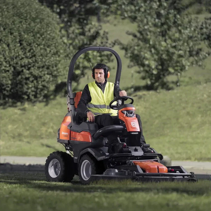 Husqvarna P 524X EFI Ride-On Mower