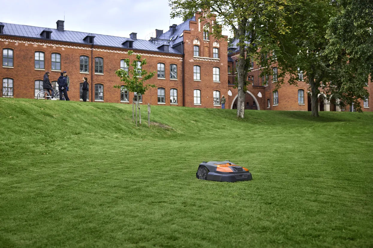 Husqvarna Automower 560 EPOS Robotic Lawn Mower